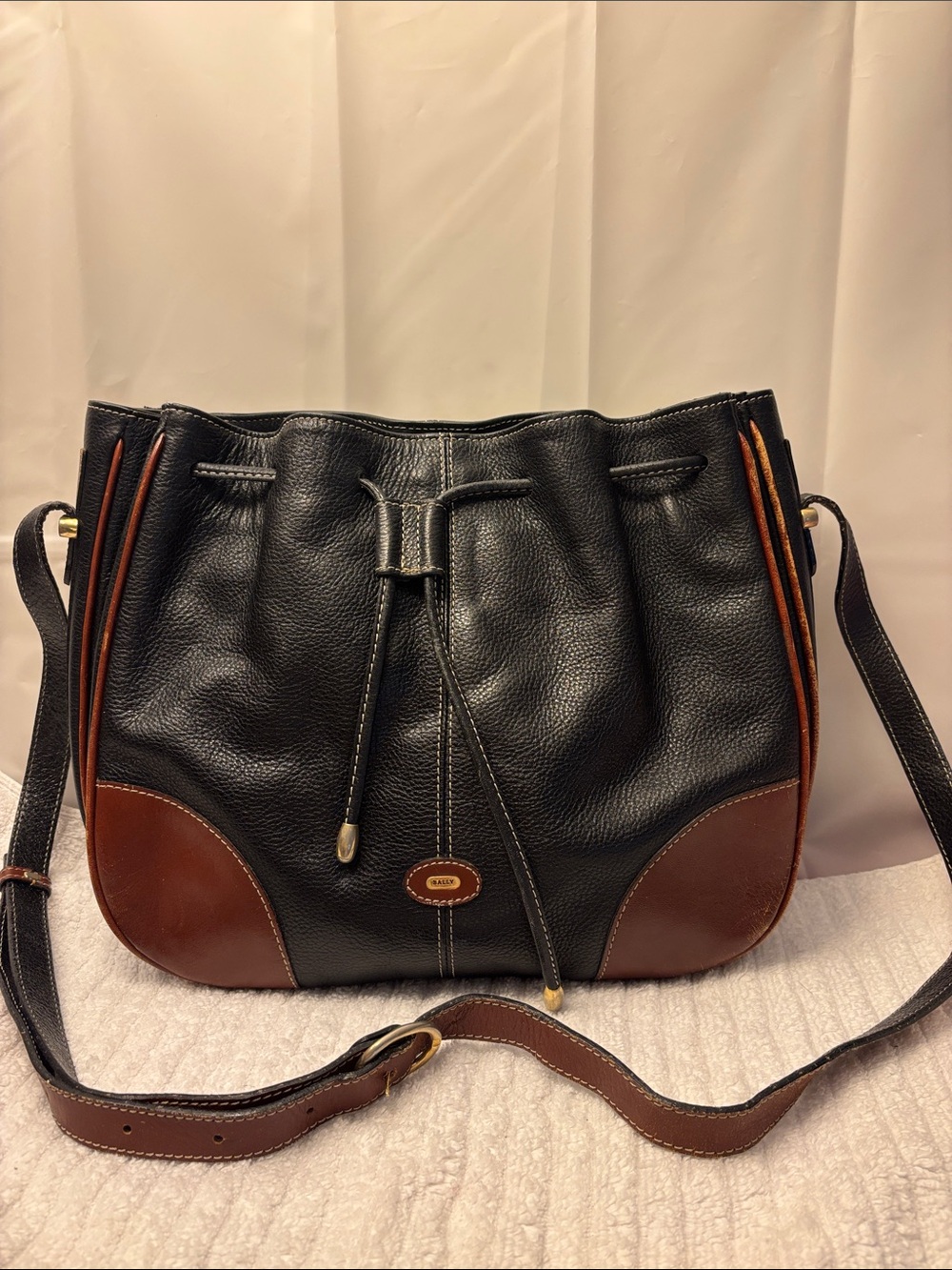 Bally  Black and Brown Pebbled Leather Drawstring Shoulder Bag